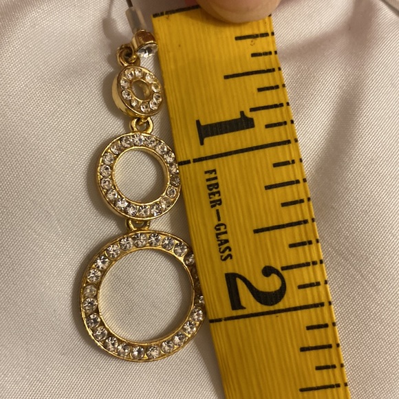 GOLDEN Y2K CIRCLE EARRINGS - Picture 3 of 3